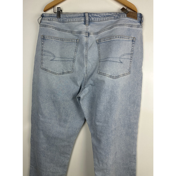American Eagle AE Strigid Mom Jean Light Wash Blue Denim Women's Plus Size 18 - Picture 9 of 11